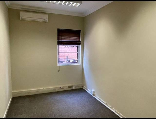 BUSINESS PROPERTY TO RENT IN DIE HOEWES